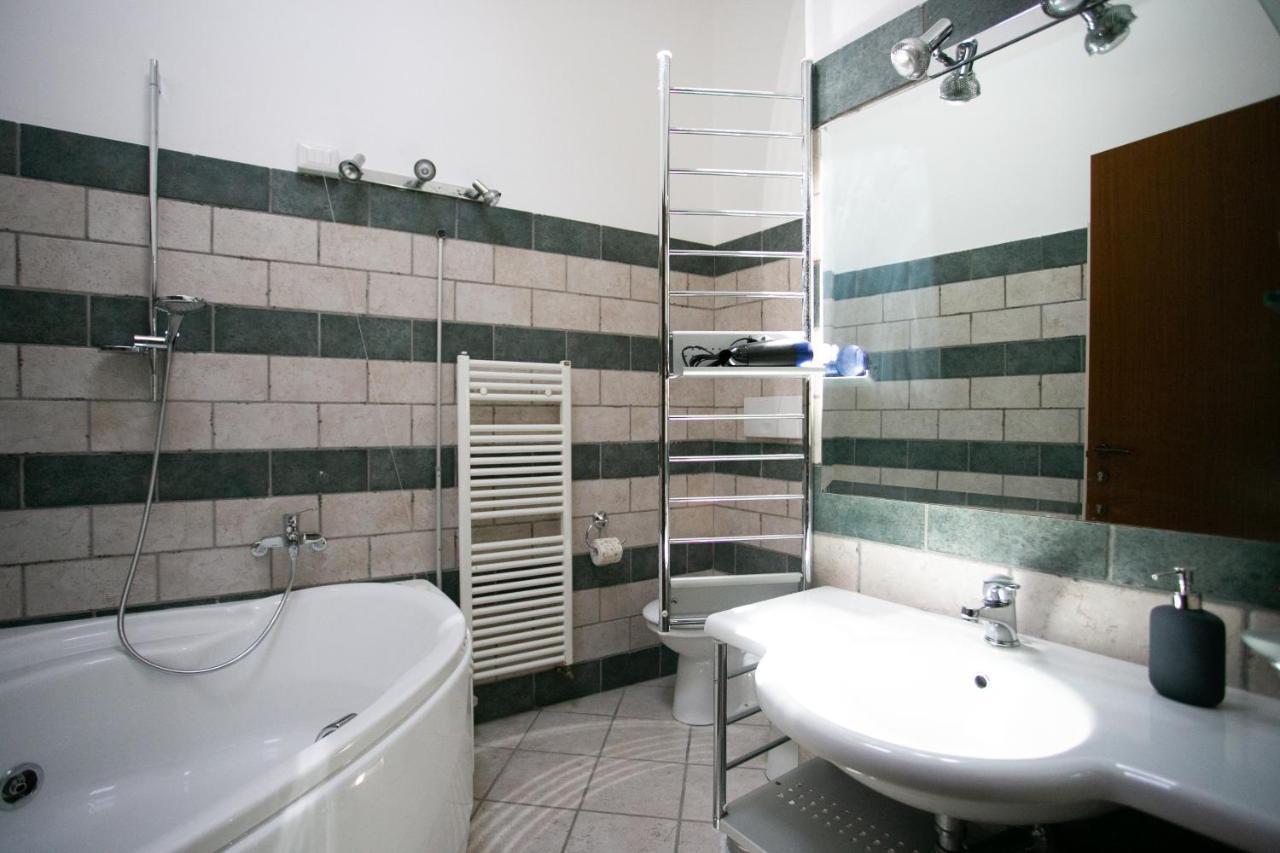B&B Trepo โตรเปอา ภายนอก รูปภาพ